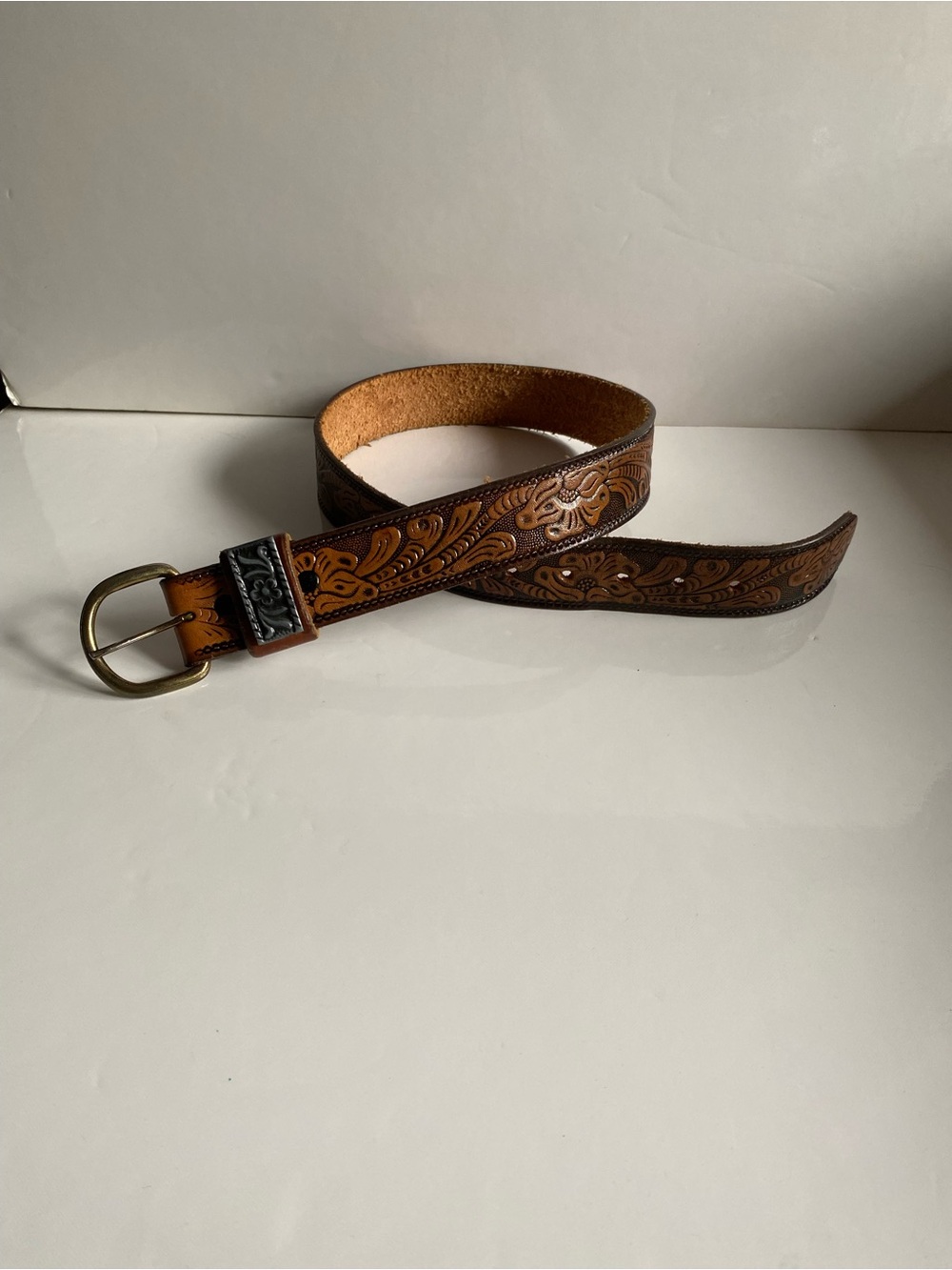 Vintage Hand-Tooled Brown cowhide Leather  Belt with Floral Pattern
